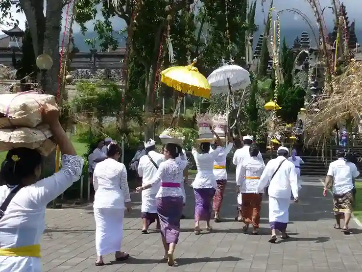 Voyage à Bali - découvertes cérémonies balinaises